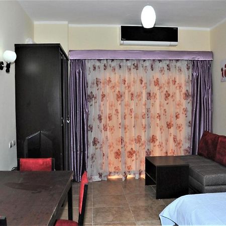Studio H In Florenza Khamsin Hurghada Bagian luar foto