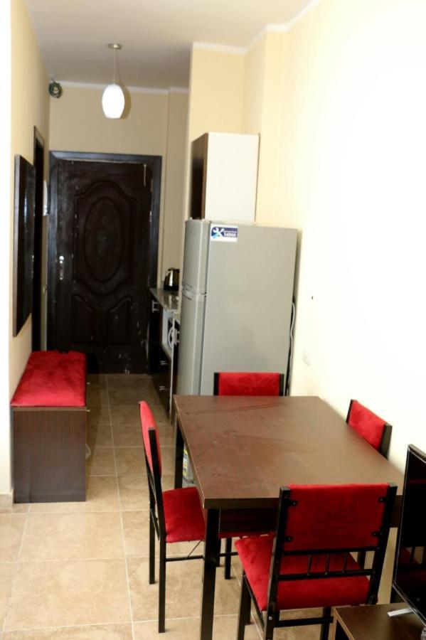 Studio H In Florenza Khamsin Hurghada Bagian luar foto