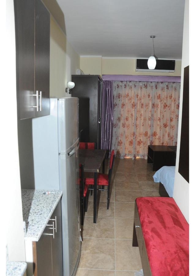 Studio H In Florenza Khamsin Hurghada Bagian luar foto