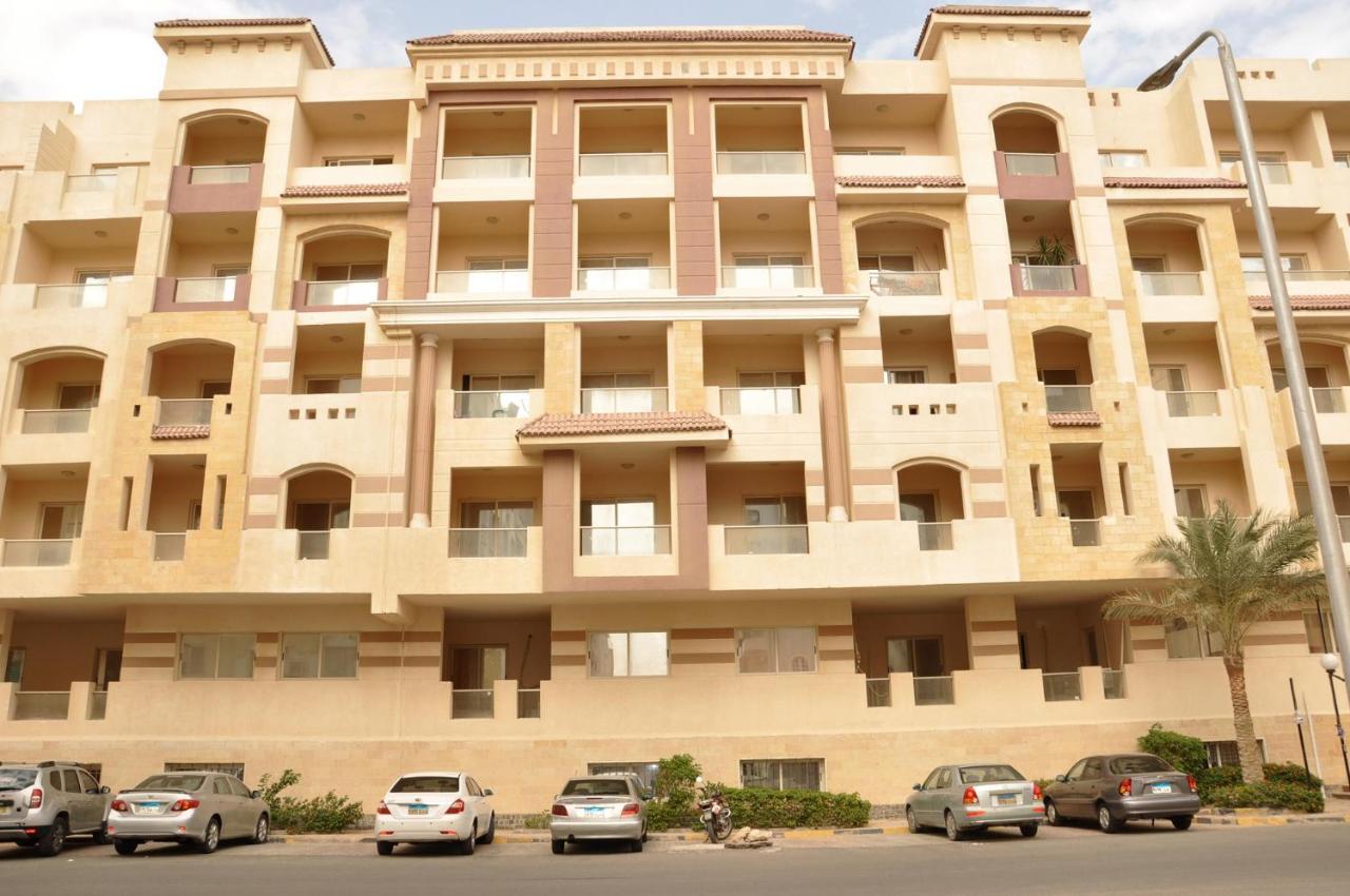 Studio H In Florenza Khamsin Hurghada Bagian luar foto